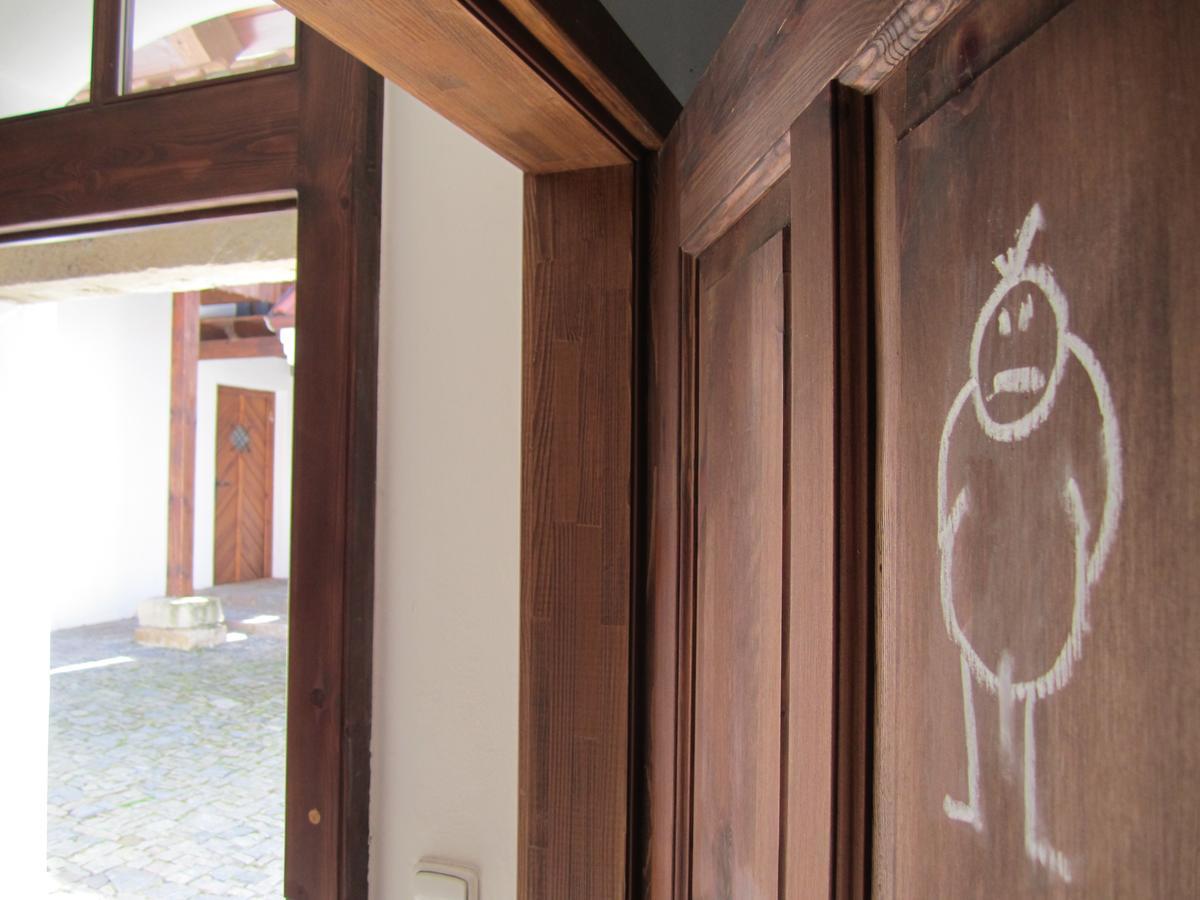 Holubnik Statecnych Zen Kralovych Luze Exterior photo
